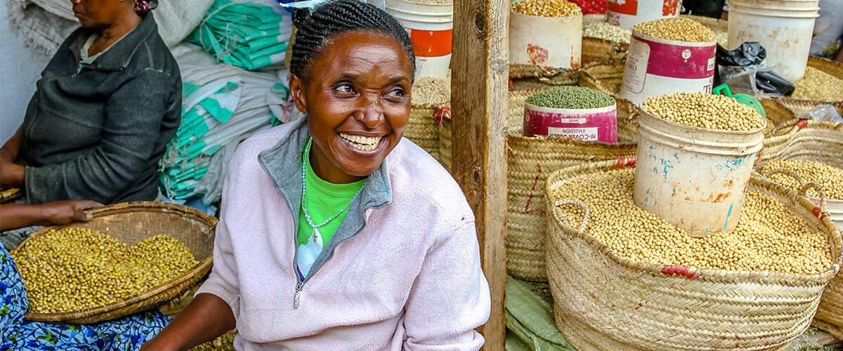 EAWiBP supports new market opportunities and cross border trade  by bring together associations of women including formal & informal cross-border traders. Open your door to new markets!